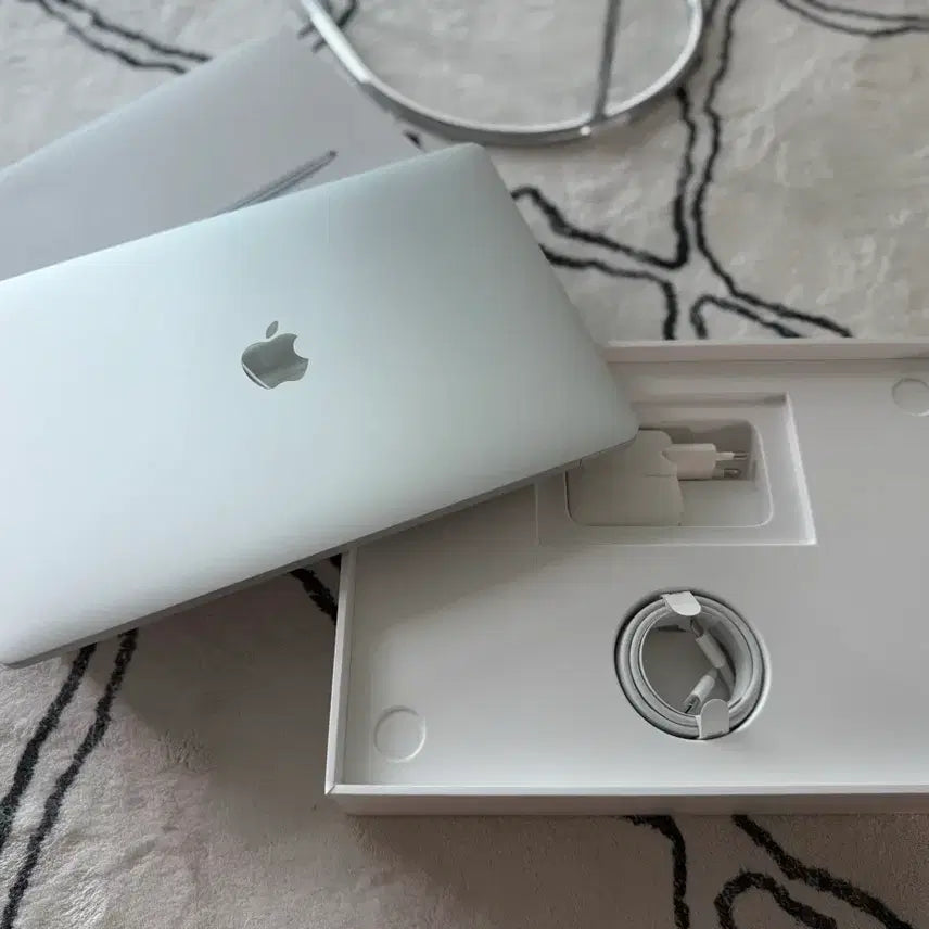 [BUNJANG] Apple MacBook Air M1 Full Set / 맥북에어M1 풀박스