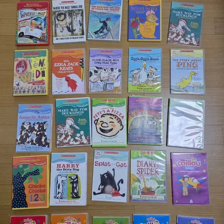 [BUNJANG] Dive into English DVD Set &amp; Dr. Seuss Books / 잠수네 영어  DVD 30개/ 인비오 DVD플레이어/ 닥터수스 세트 10