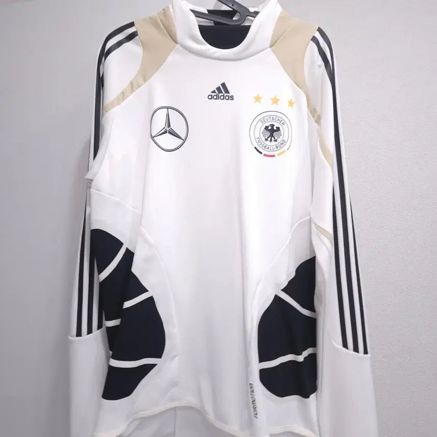 [BUNJANG] Germany National Football Team Adidas Formotion Training Top (Size M) / 독일 벤츠 포모션 탑