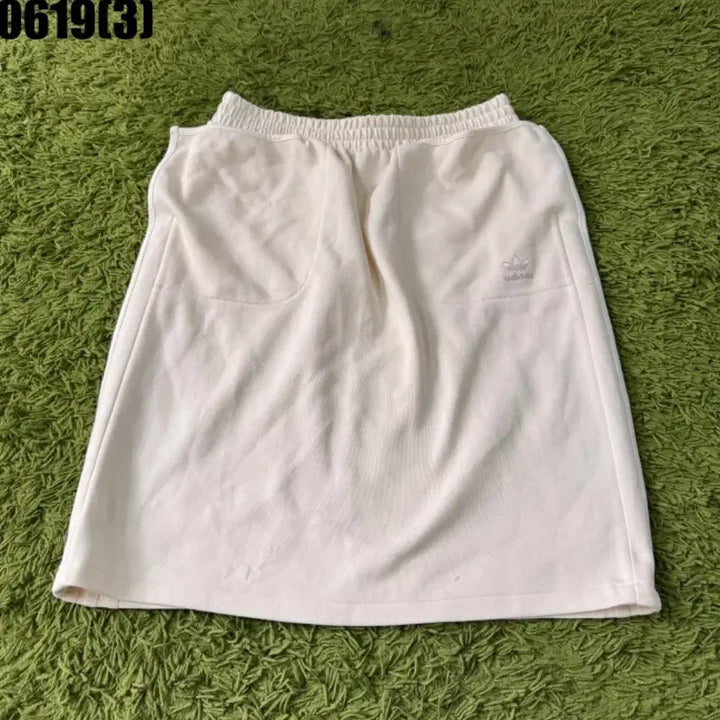 [BUNJANG] Adidas Ivory Midi Skirt - Size M / 아디다스 스커트 아이보리m 0619