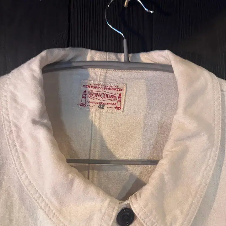 [SOLD OUT] 본쿠라 프렌치자켓