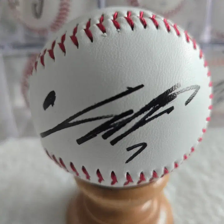 [BUNJANG] Samsung Lions Lee Jae-hyun Signed Baseball / 삼성라이온즈   이재현  선수님  로고볼  싸인볼