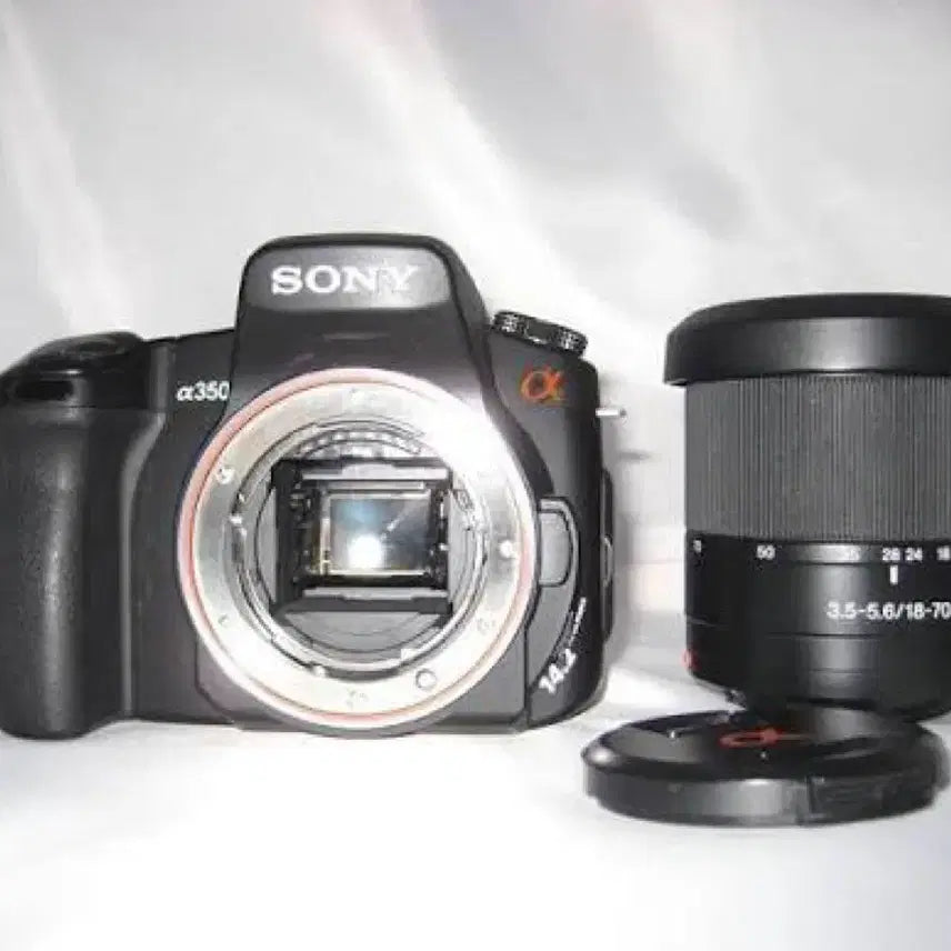 [BUNJANG] Sony Alpha A350 DSLR Camera with 18-70mm Lens Full Set / [판매] 소니 알파 A350 DSLR + 18-70mm 렌즈 풀세트