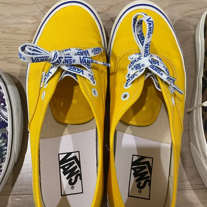 [SOLD OUT] 반스 어센틱 애너하임 44DX 옐로우