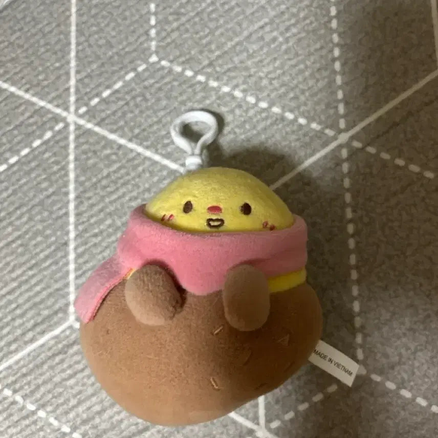 [BUNJANG] Sweet Potato Charm Keychain / 고구마키링 다이소제품