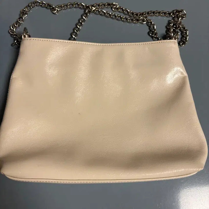 [BUNJANG] Somewhere Better Fle Chain Toast Bag - Cream / 썸웨어버터 fle chain toast bag - cream