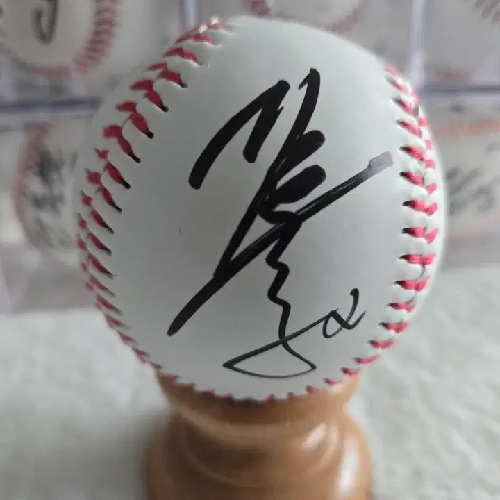 [BUNJANG] LG Twins Kim Dong-soo Autographed Baseball / 엘지트윈스   김동수  레전드 싸인볼