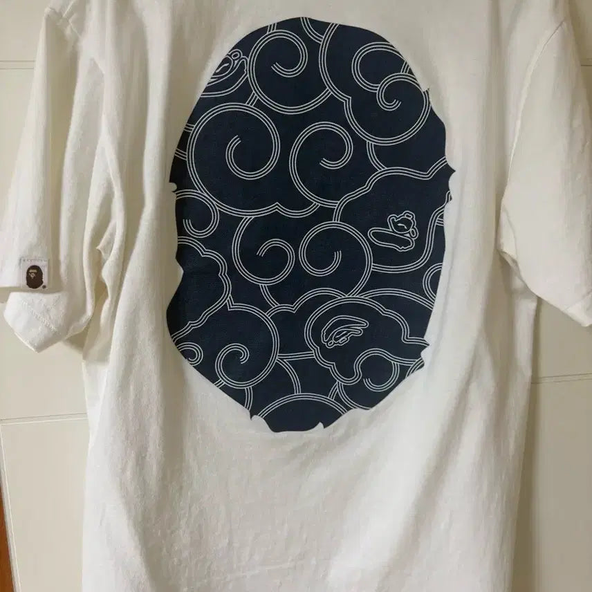 [BUNJANG] BAPE Big Ape White Short Sleeve T-Shirt / 베이프 빅 에이프 흰색 반팔