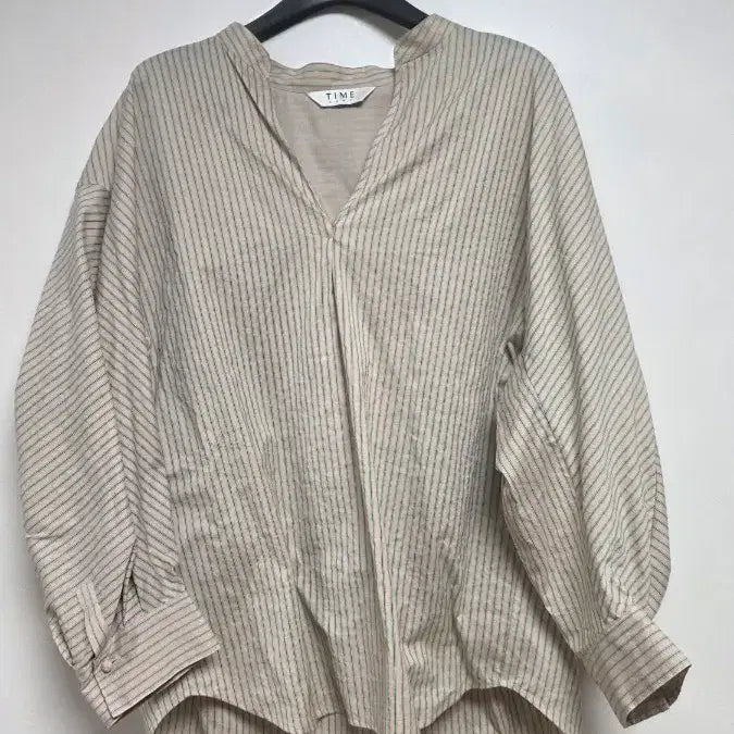 [BUNJANG] TIME Square Neck Short Sleeve Shirt / 타임 셔츠