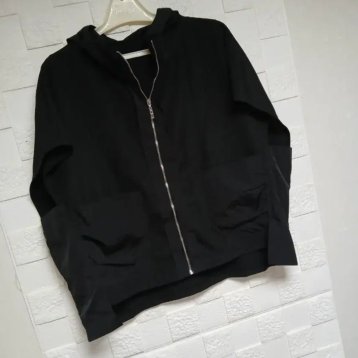 [BUNJANG] Black Hooded Oversized Vest Zip-up (Free Size) / 새거)블랙 후드 오버핏 조끼 집업, 프리
