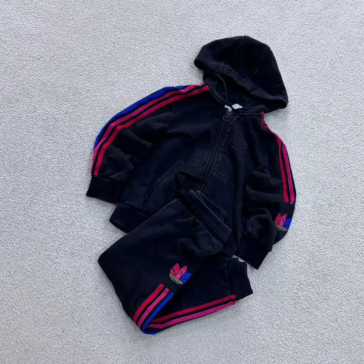 [BUNJANG] Adidas Kids 3D Trefoil Hoodie Set / 100 아디다스 키즈 3D 트레포일 후드 세트 0619E2