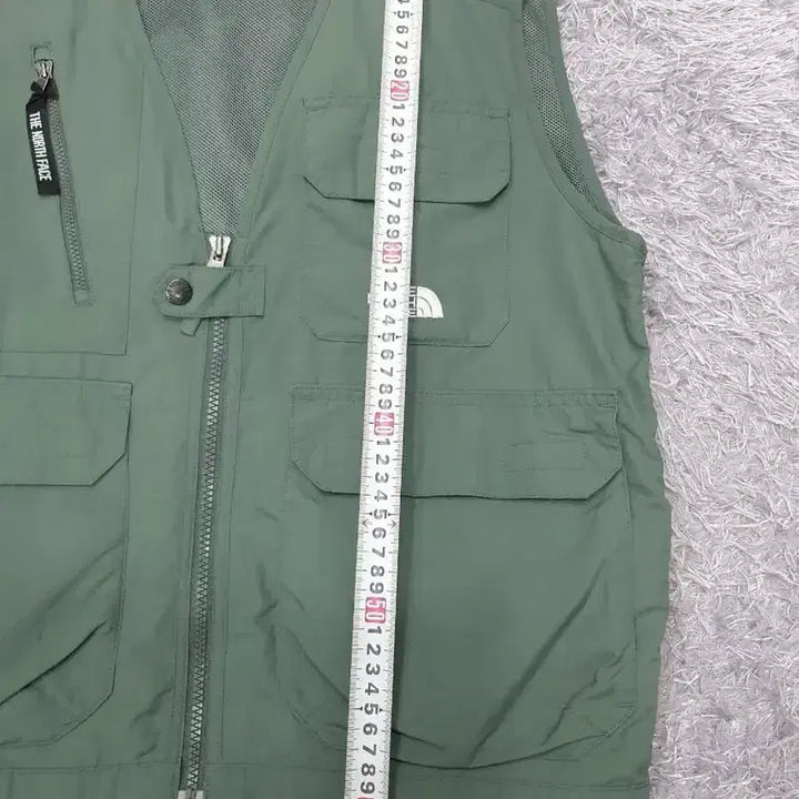 [BUNJANG] The North Face Multi Pocket Utility Vest Green / 노스페이스 조끼 멀티 포켓 유틸리티 베스트 그린 m