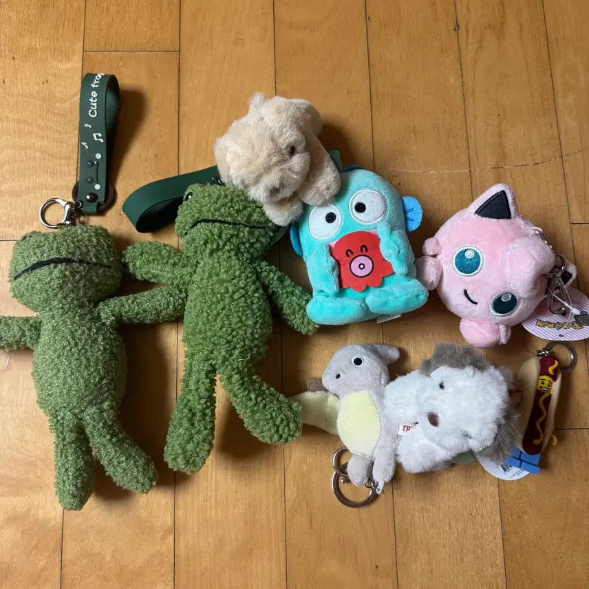 [BUNJANG] Pokemon, Psyduck, and Lego Keychain Collection / 포켓몬 푸린 한교동 레고 키링 인형 키링 일괄판매