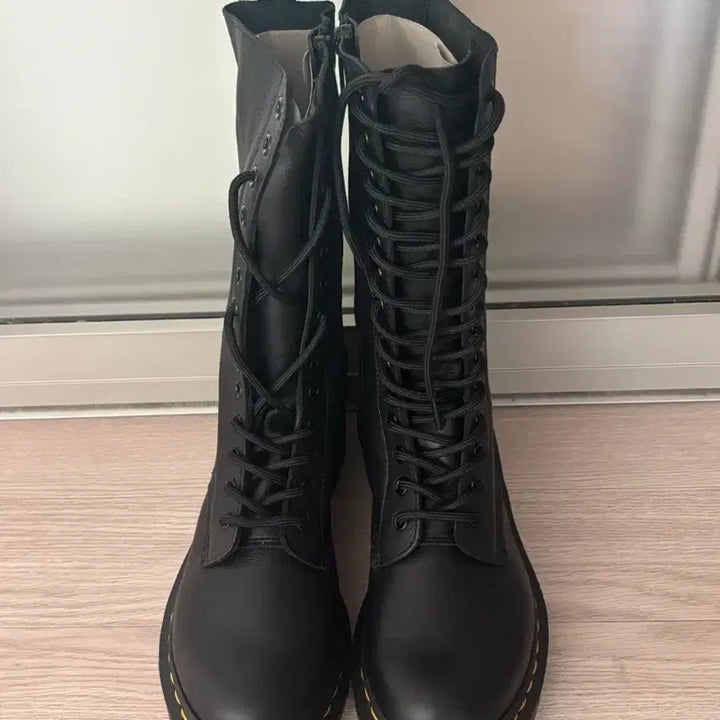 [BUNJANG] Dr. Martens 1B99 Virginia 14-Eye Boots Black / (새상품) 닥터마틴 1B99 버지니아 14홀 부츠 블랙 240