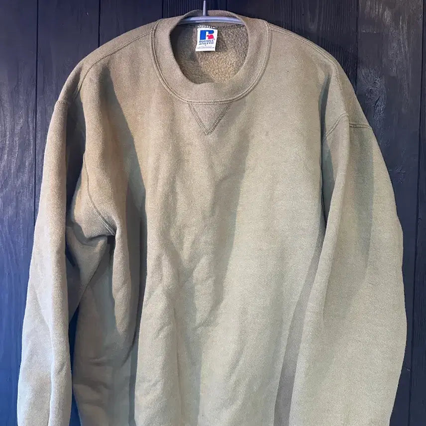 [BUNJANG] Russell Vintage Pistachio Sweatshirt / 러셀 피스타치오 빈티지스웻