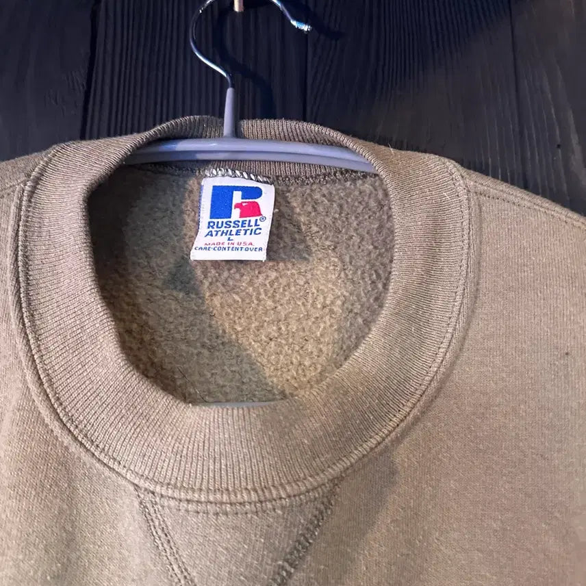 [BUNJANG] Russell Vintage Pistachio Sweatshirt / 러셀 피스타치오 빈티지스웻