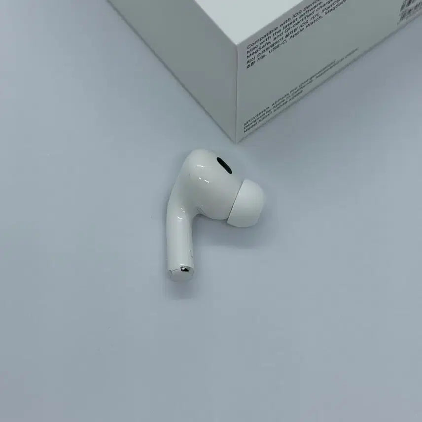[BUNJANG] Apple AirPods Pro 2nd Gen Left Side 8-Pin Lightning Version / 택포)에어팟 프로 2세대 왼쪽 SS급 8핀버전