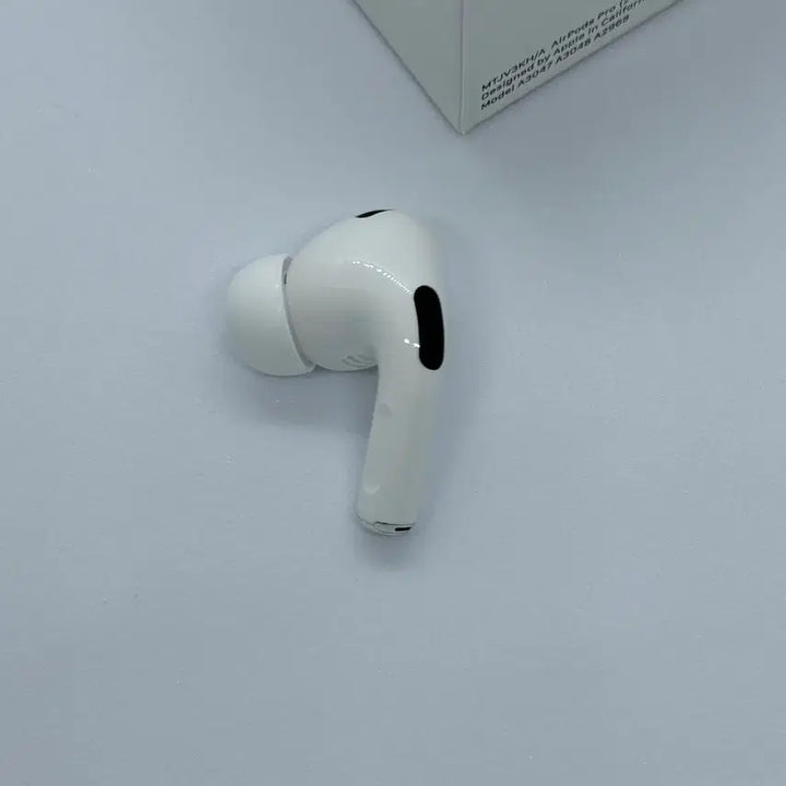 [BUNJANG] Apple AirPods Pro 2nd Gen Left Side 8-Pin Lightning Version / 택포)에어팟 프로 2세대 왼쪽 SS급 8핀버전