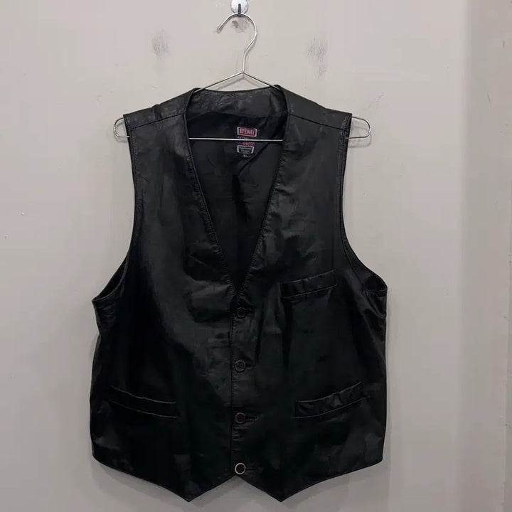 [BUNJANG] EYEWAY Vintage Cowhide Leather Vest / EYEWAY 빈티지 카우하이드 절개 레더 베스트