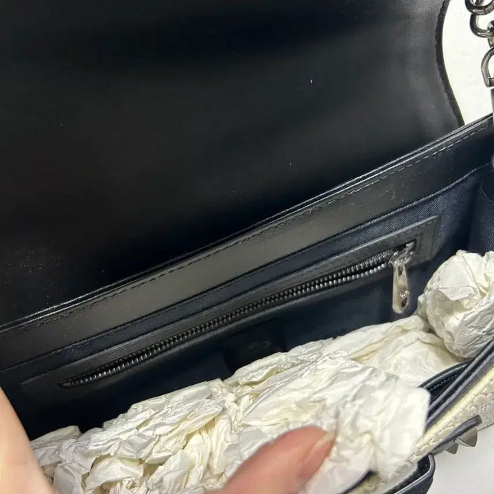 [BUNJANG] DecKke Genuine Leather Embossed Shoulder Bag Beige Snakeskin Pattern / 덱케 소가죽 체인 숄더백 베이지 뱀피 엠보싱