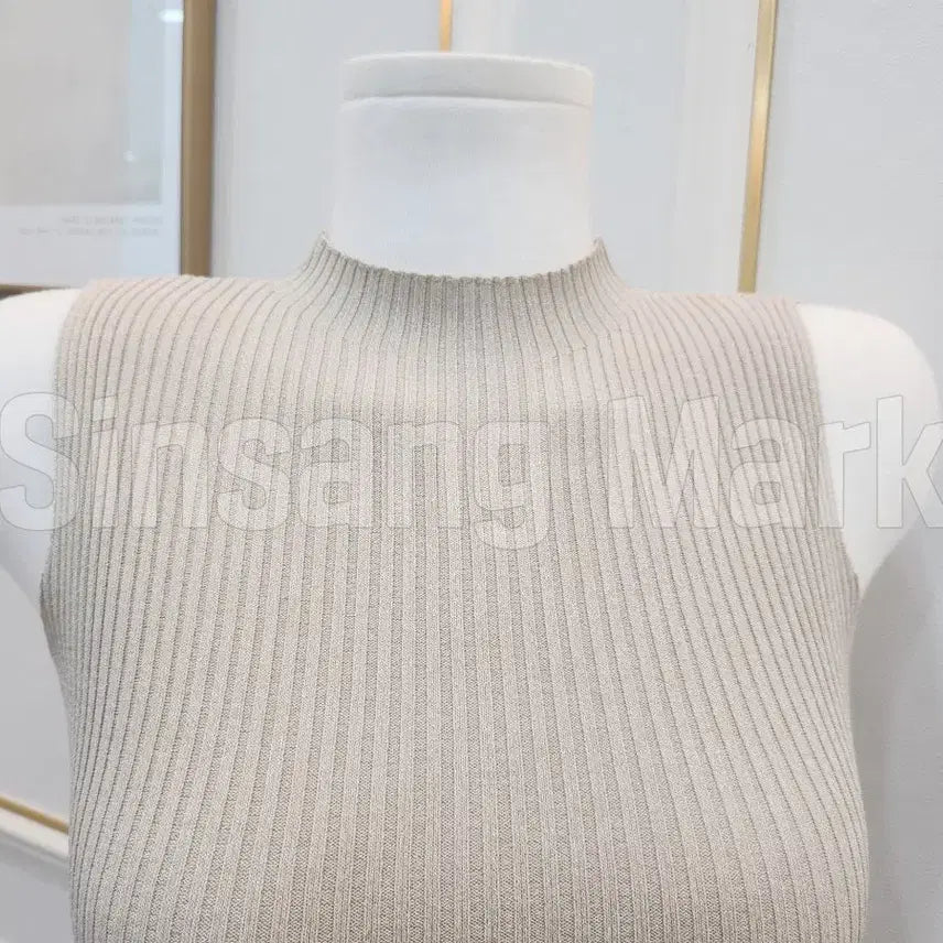 [BUNJANG] Ribbed Sleeveless Top - Summer Basic / [빠른발송] 칼라추가 K나시 CC나시얇은버전 골지 여름 섹시 반목 기본