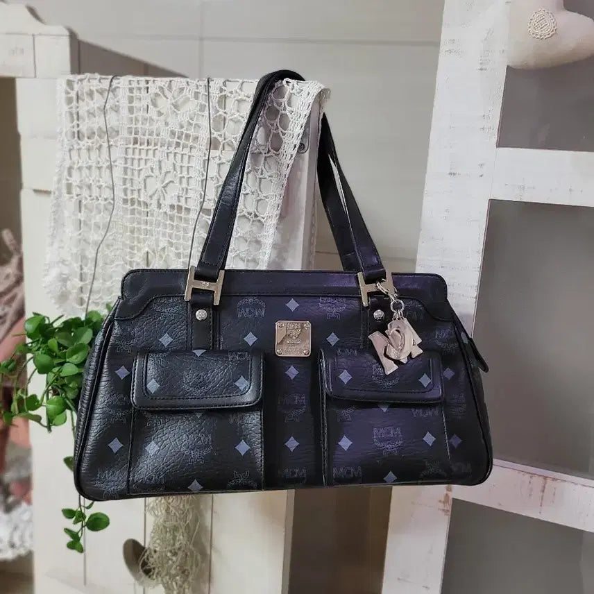 [SOLD OUT] MCM 네이비 토트백