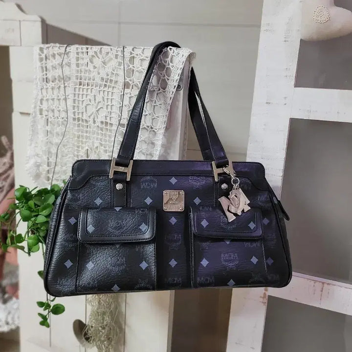 [SOLD OUT] MCM 네이비 토트백