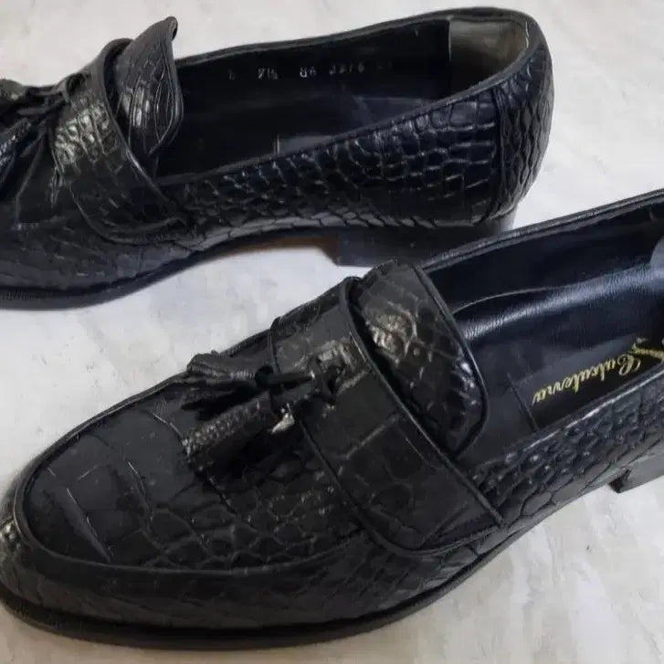 [BUNJANG] Genuine Alligator Leather Tassel Loafers - Size 255 / 리얼 악어구두/와니 로퍼/엘리게이터 테슬 로퍼 255