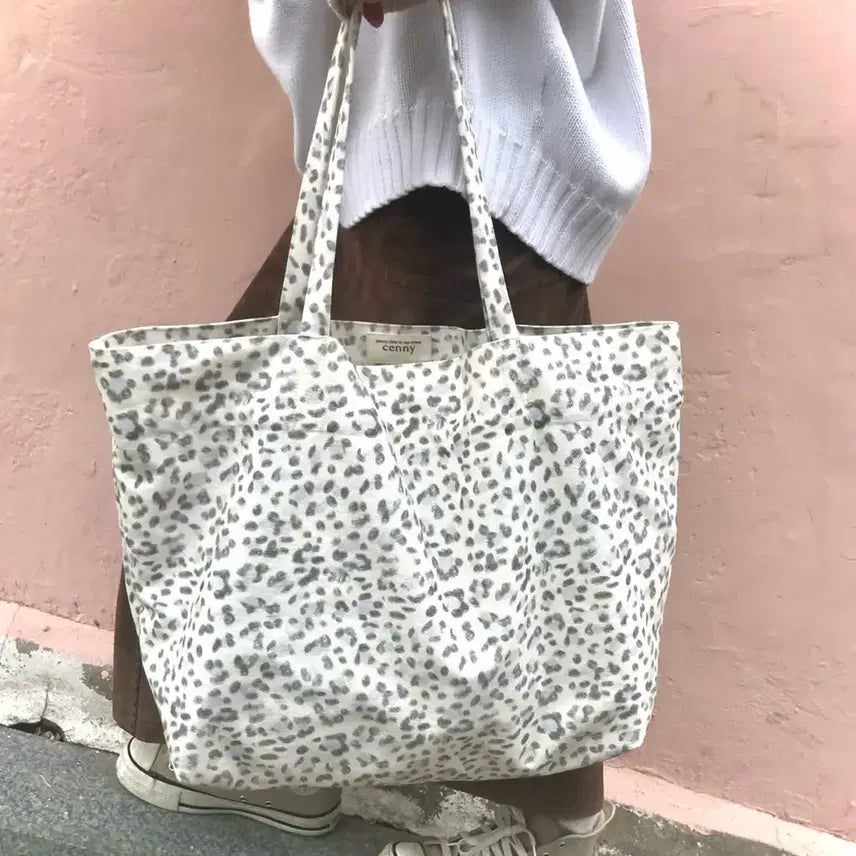 [BUNJANG] SM Town cenny big milky cow bag New / cenny big milky cow bag 체니 밀키 카우 백 새상품