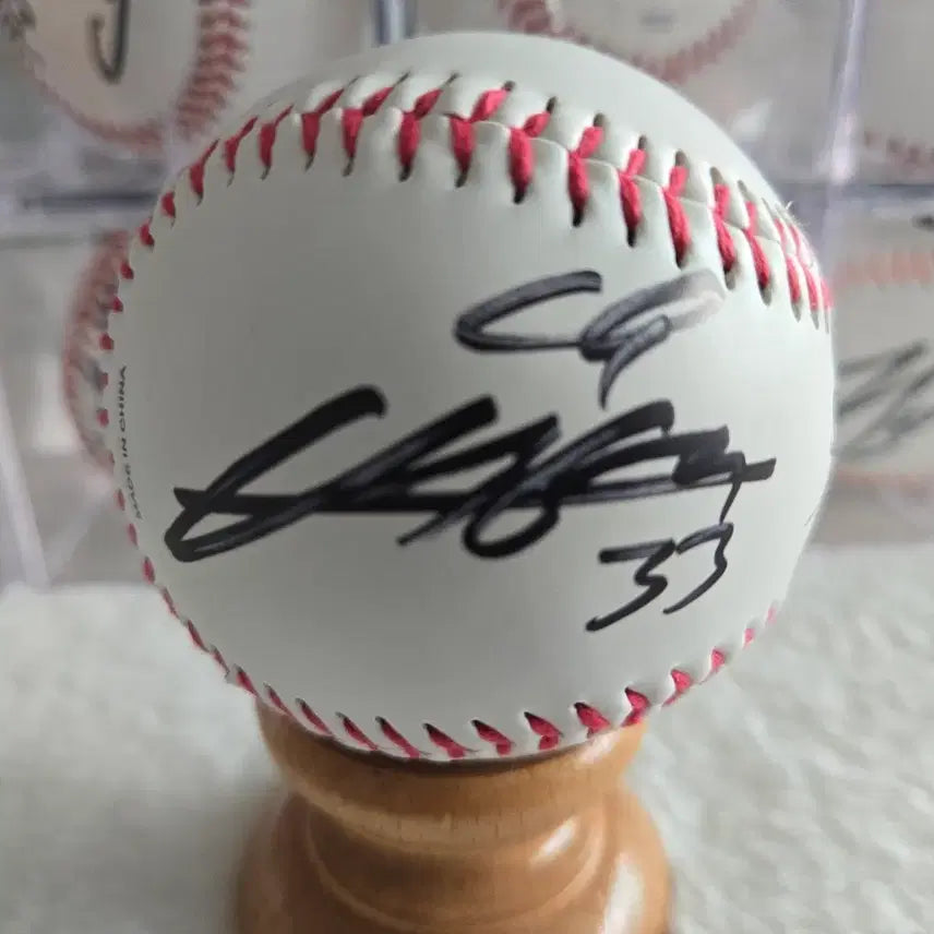 [BUNJANG] LG Twins Park Yong-taik Autographed Baseball / 엘지트윈스   박용택 레전드님   싸인볼