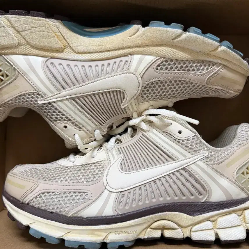 [BUNJANG] Nike Zoom Vomero 5 Oatmeal Women&