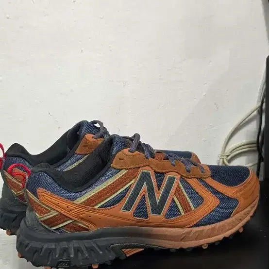[BUNJANG] New Balance Sneakers Brown/Navy 260 / 뉴발란스 운동화 브라운/네이비 260