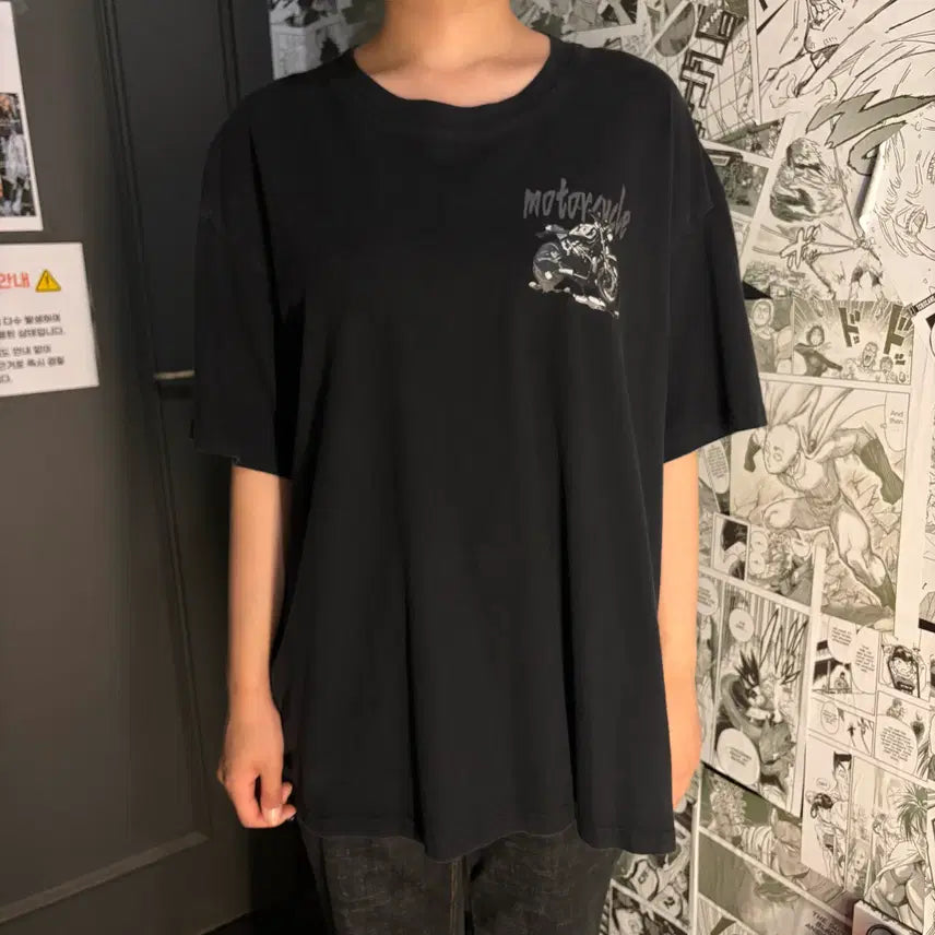 [BUNJANG] Motorcycle Graphic Black Short Sleeve T-Shirt / 모터사이클 그래픽 블랙 반팔 티셔츠