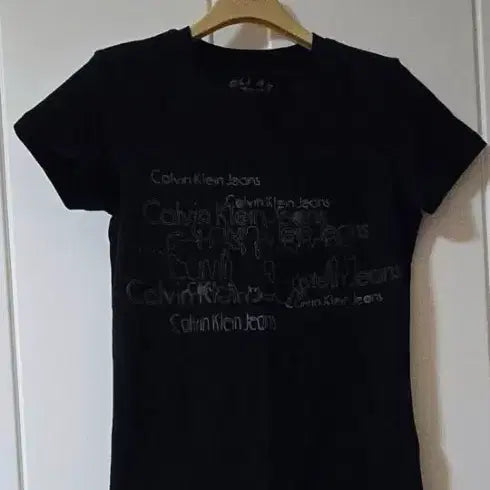 [BUNJANG] Calvin Klein Jeans Black Logo Short Sleeve T-Shirt - Size S / 캘빈클라인진 블랙 로고 반팔티 S