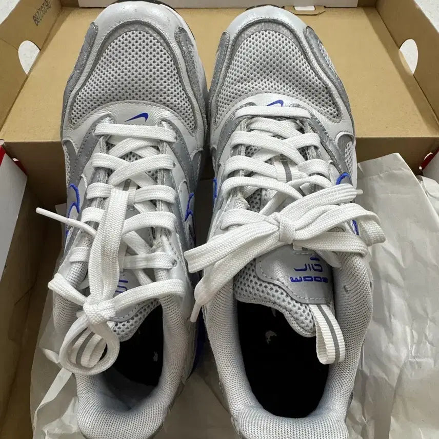 [BUNJANG] Nike Air Zoom Fire Silver Sneakers (240) / 나이키 운동화 에어 줌 파이어 실버 240