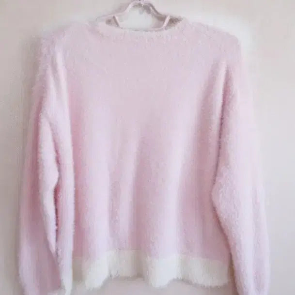 [BUNJANG] Fuzzy Pink Knit Sweater / 연핑크 부들한 퍼 니트