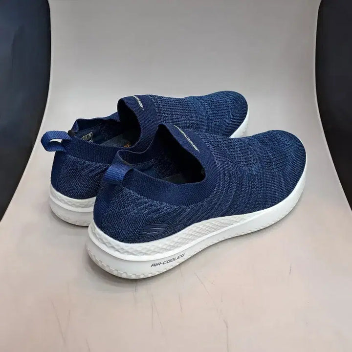 [BUNJANG] Skechers Air Cooled Blue 250mm Shoes / 스케쳐스 에어쿨드 블루 250mm