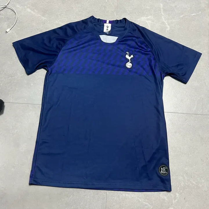[BUNJANG] Tottenham Hotspur Uniform Set (Navy, M) / [실측 M] 토트넘 홋스퍼 유니폼 세트
