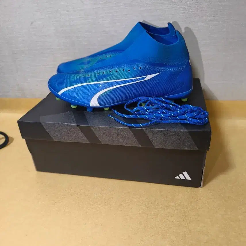 [BUNJANG] Puma Ultra Ultimate Football Boots Size 275 / 푸마 울트라 얼티메이트  축구화 275 mg 축구화