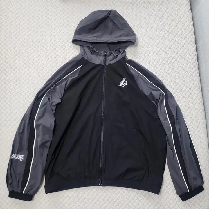 [SOLD OUT] NBA LA 바람막이 자켓