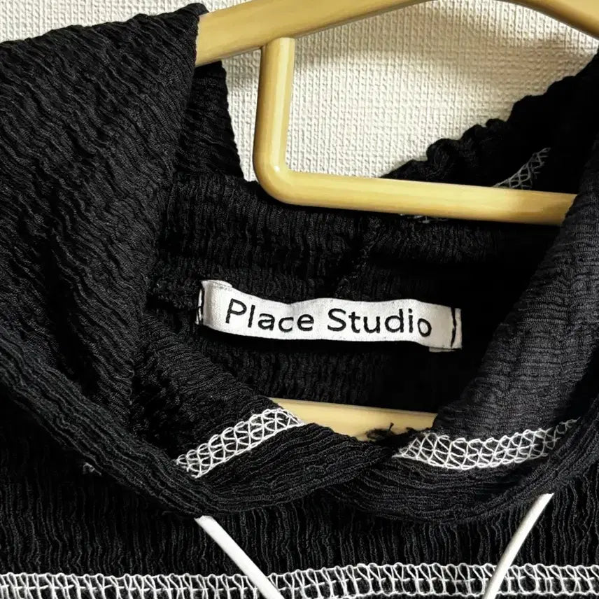 [BUNJANG] PLACE.STUDIO Short Sleeve String Hoodie Black / 플레이스스튜디오 반팔 스트링 후드티 블랙