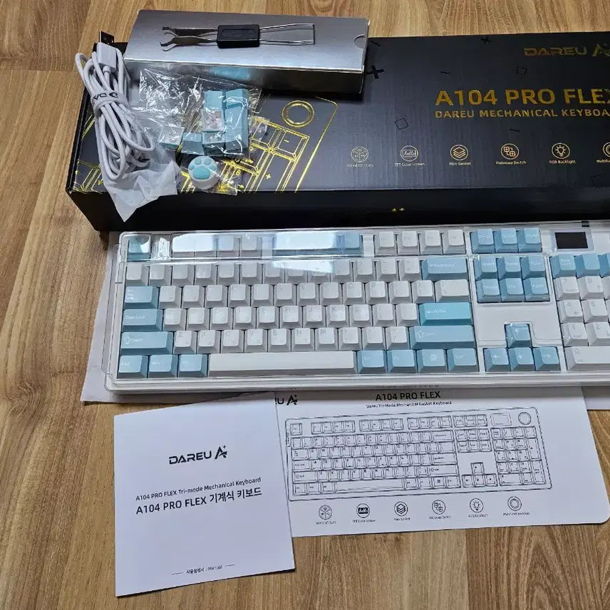 [BUNJANG] Dareu A104 Pro Flex Mechanical Keyboard &amp; A950G 4K Gaming Mouse Set (Ice Blue) / 다얼유 A104PRO FLEX 키보드 A950G 4K 마우스 세트