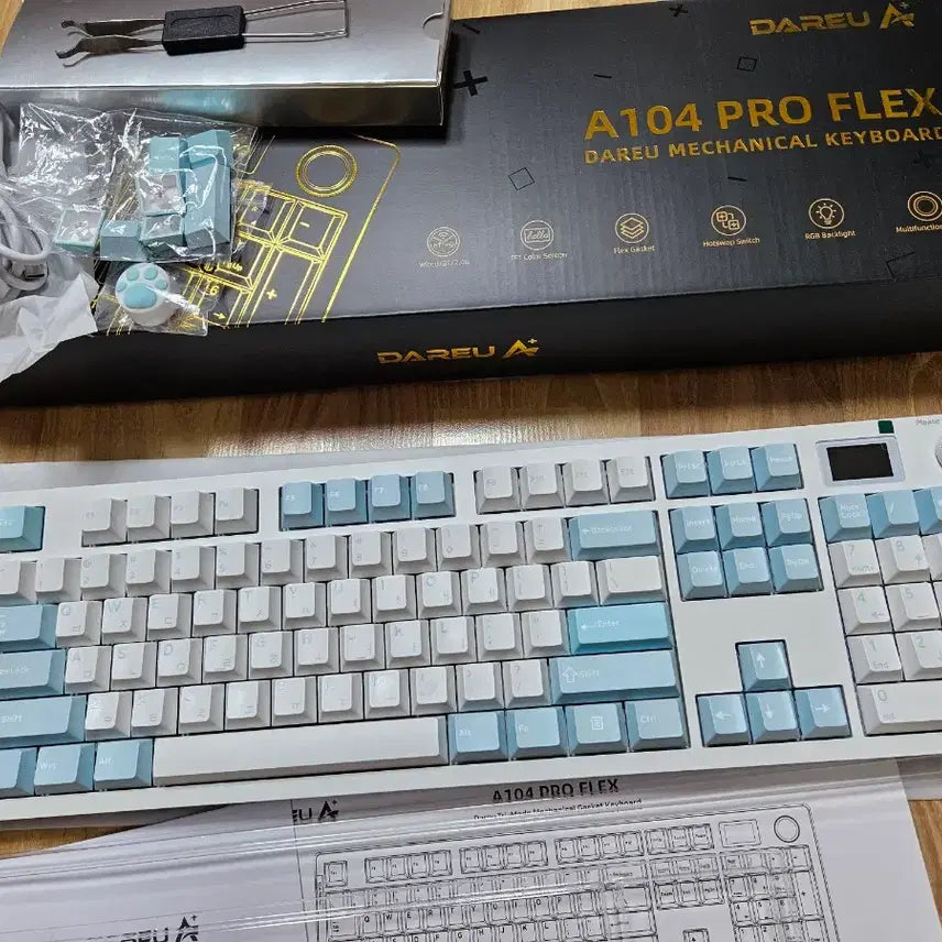 [BUNJANG] Dareu A104 Pro Flex Mechanical Keyboard &amp; A950G 4K Gaming Mouse Set (Ice Blue) / 다얼유 A104PRO FLEX 키보드 A950G 4K 마우스 세트