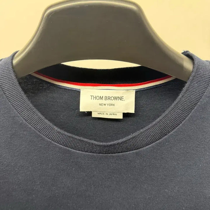 [BUNJANG] Thom Browne Oversized Pocket Tricolor Stripe Short Sleeve T-Shirt Size 1 / 톰브라운 오버핏 포켓 삼선 반팔 백화점판 1사이즈