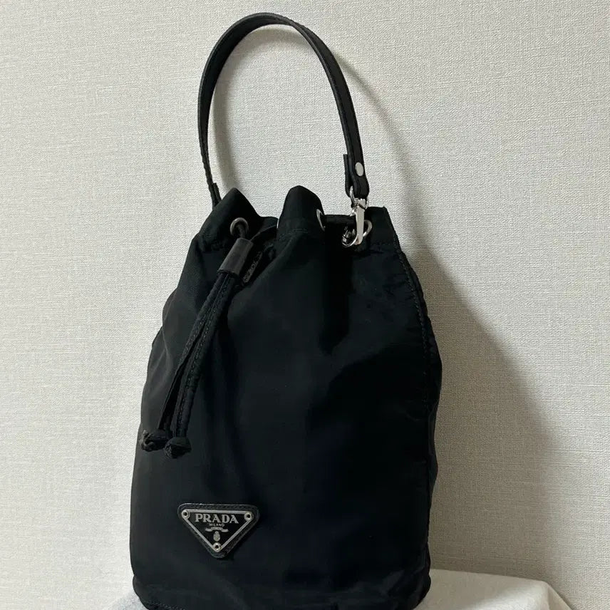 [BUNJANG] Prada Pocono Nylon Drawstring Tote Bag Black / 정품 프라다 포코노 나일론 복조리백 토트백 블랙
