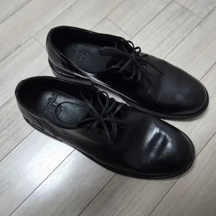 [SOLD OUT] 조셉트 simeon b품