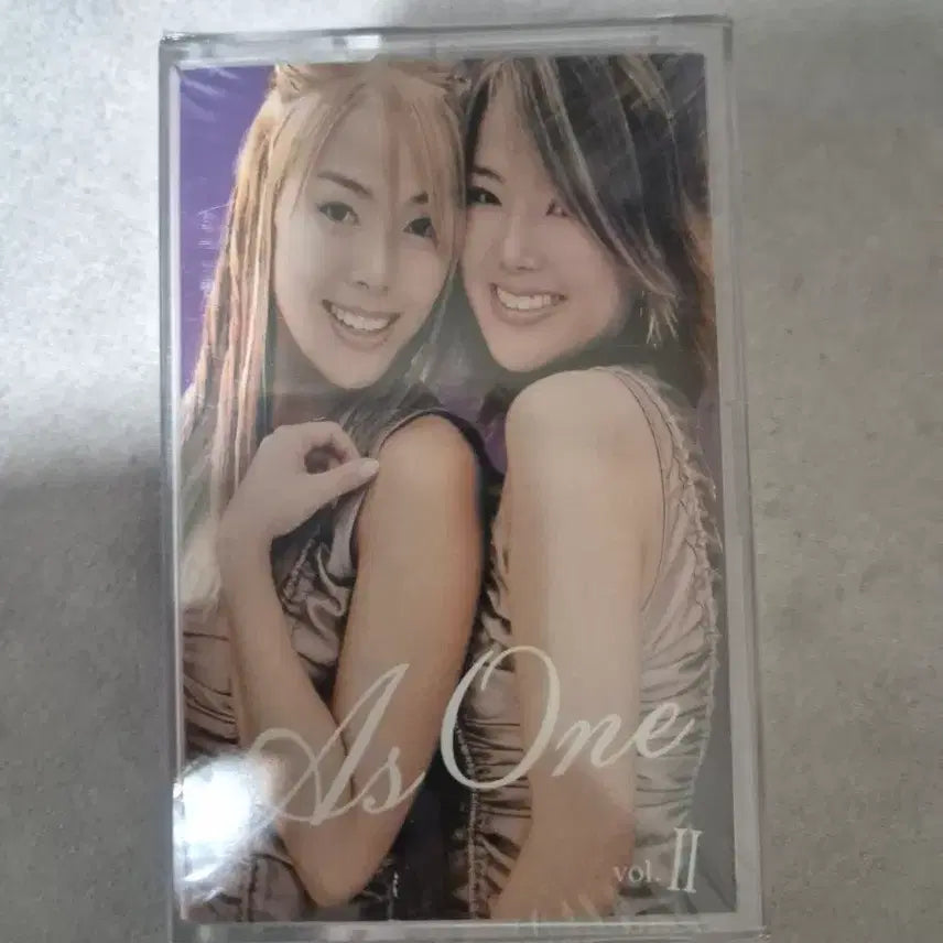[BUNJANG] As One Vol. II Cassette Tape (Sealed) / 애즈원 As One Vol. II 카세트 테이프 미개봉품