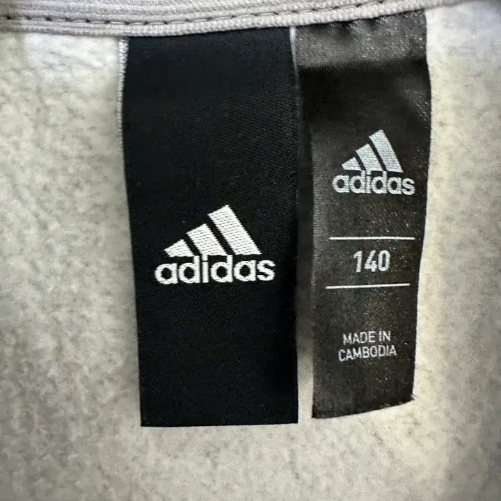 [SOLD OUT] [140] 아디다스 후드집업 만원샵