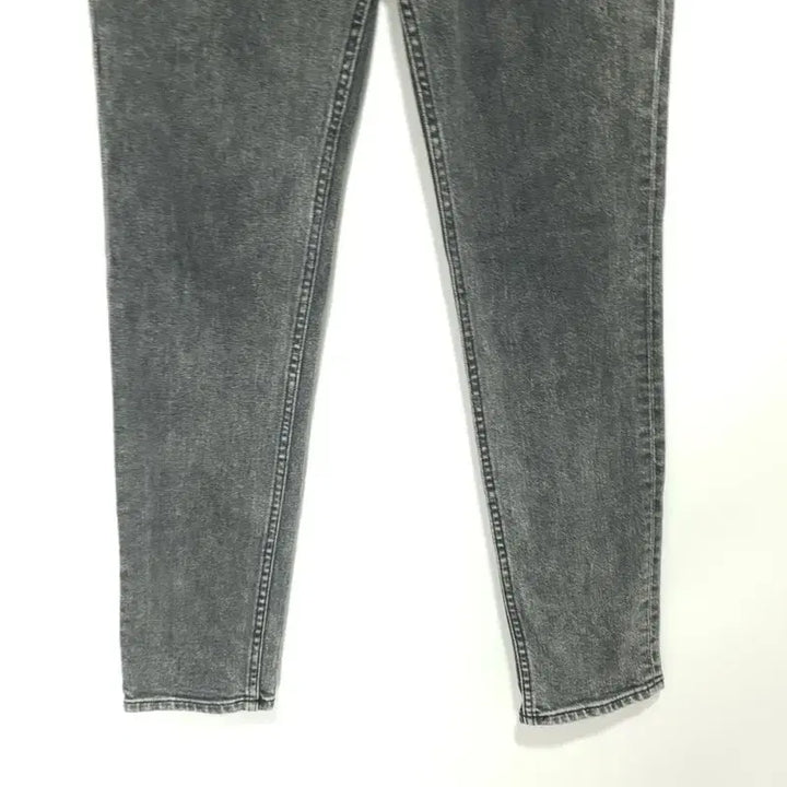 [BUNJANG] Calvin Klein Body Tapered Fit Denim Pants / 캘빈클라인 바디 테이퍼핏 데님 팬츠 29_M2968