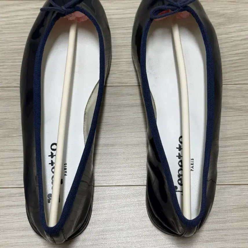 [BUNJANG] Repetto Cendrillon Ballet Flats Navy Size 37.5 (US 7) / 레페토 산드리옹 플랫슈즈 240 팝니다